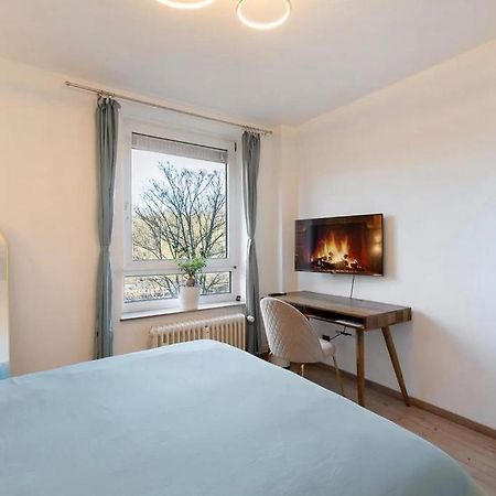 Charmentes Privatzimmer Mit Kueche, Naturgebiet ดุสเซลดอร์ฟ ภายนอก รูปภาพ