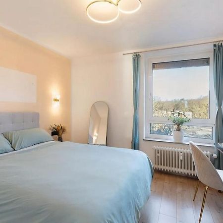 Charmentes Privatzimmer Mit Kueche, Naturgebiet ดุสเซลดอร์ฟ ภายนอก รูปภาพ