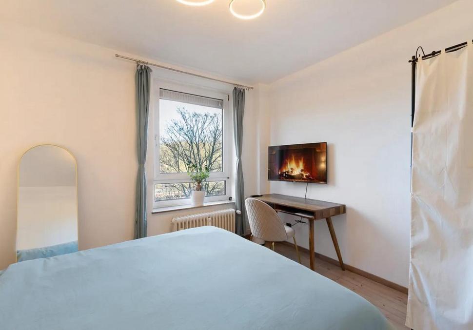 Charmentes Privatzimmer Mit Kueche, Naturgebiet ดุสเซลดอร์ฟ ภายนอก รูปภาพ
