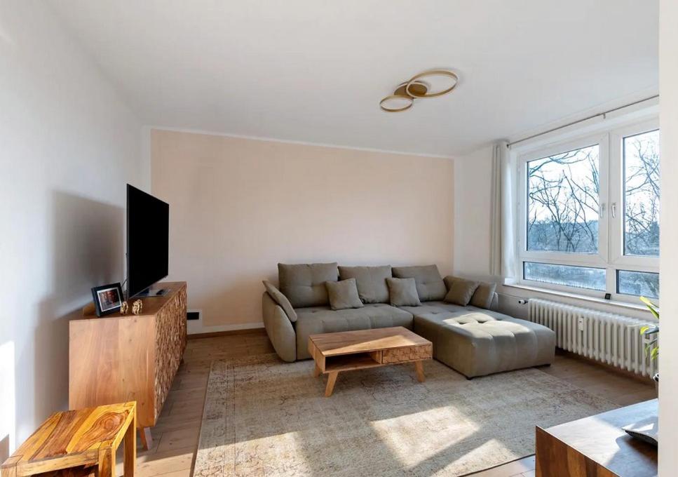 Charmentes Privatzimmer Mit Kueche, Naturgebiet ดุสเซลดอร์ฟ ห้อง รูปภาพ
